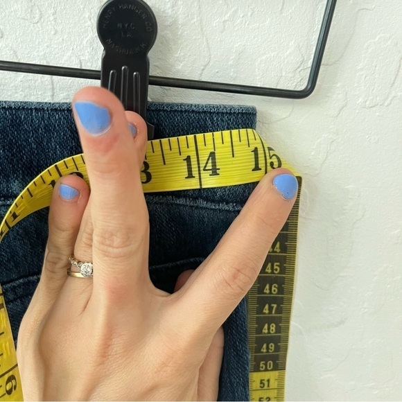 SPANX Jegging Pull On Jeans Size Medium Medium Wash - Picture 4 of 12